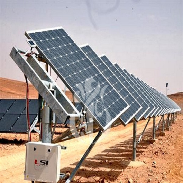 Chitour: l’Algérie en mesure de produire entièrement des kits solaires