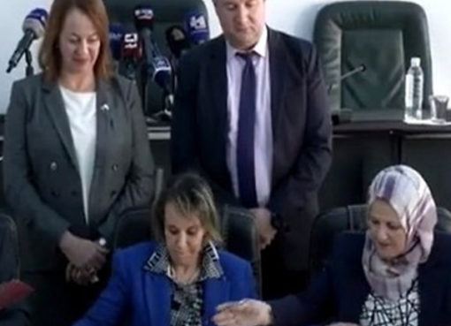 وزارة البيئة تبرم اتفاقية شراكة مع اتحاد النساء الجزائريات
